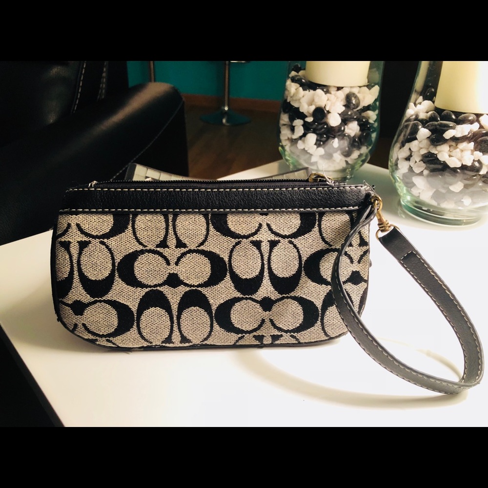 Coach change wallet